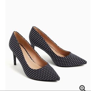 New- Black Polka Dot Pointed Toe Pump